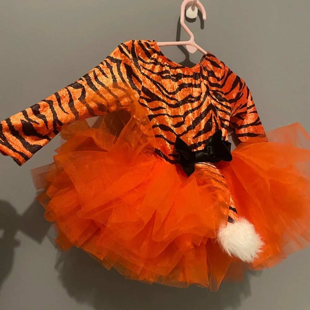 Tiger leotard‎ tutu 12-18 month